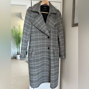 le chateau Black and White Plaid Trench Coat